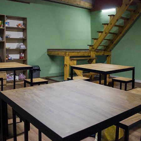 Your Room Hostel Тбилиси Экстерьер фото