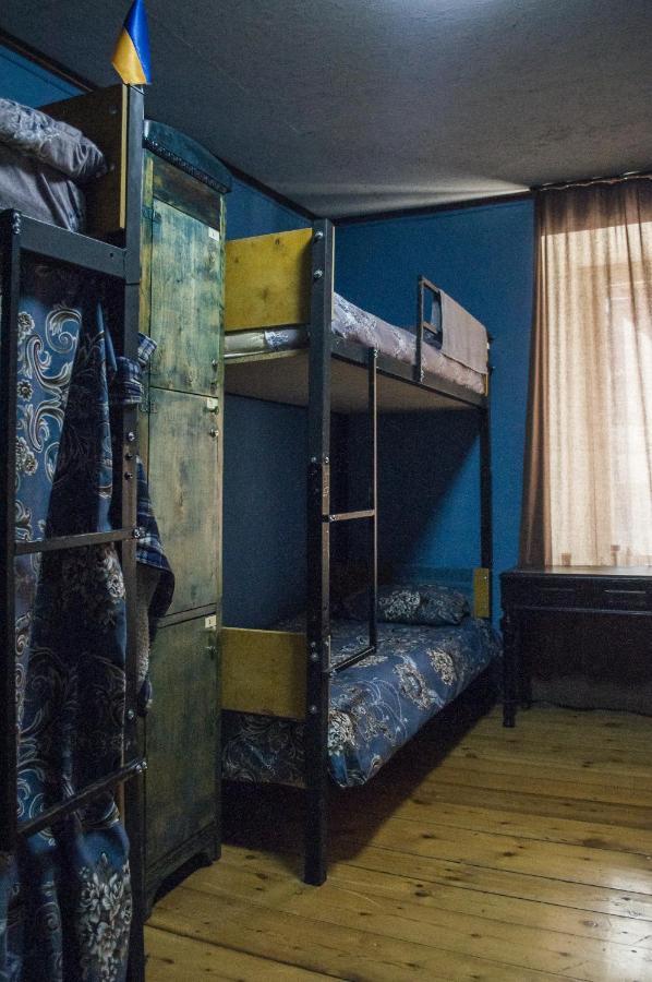 Your Room Hostel Тбилиси Экстерьер фото