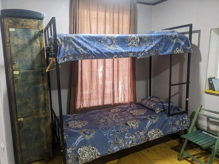 Your Room Hostel Тбилиси Экстерьер фото